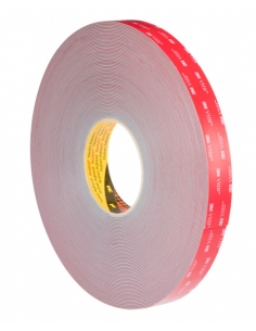 Nastro biadesivo 3M VHB serie GPH-060, grigio, adatto a substrati ad energia superficiale medio-alta.