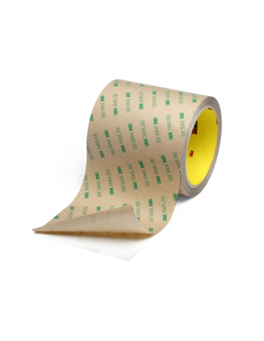 Biadesivo sottile acrilico 3M 9495LE, adatto alla maggior parte delle superfici.