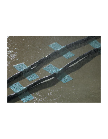 Rotolo 3M™ Performance Plus Duct Tape 8979 da 48 mm x 55 m per sigillatura, fissaggio, protezione e riparazioni industriali.